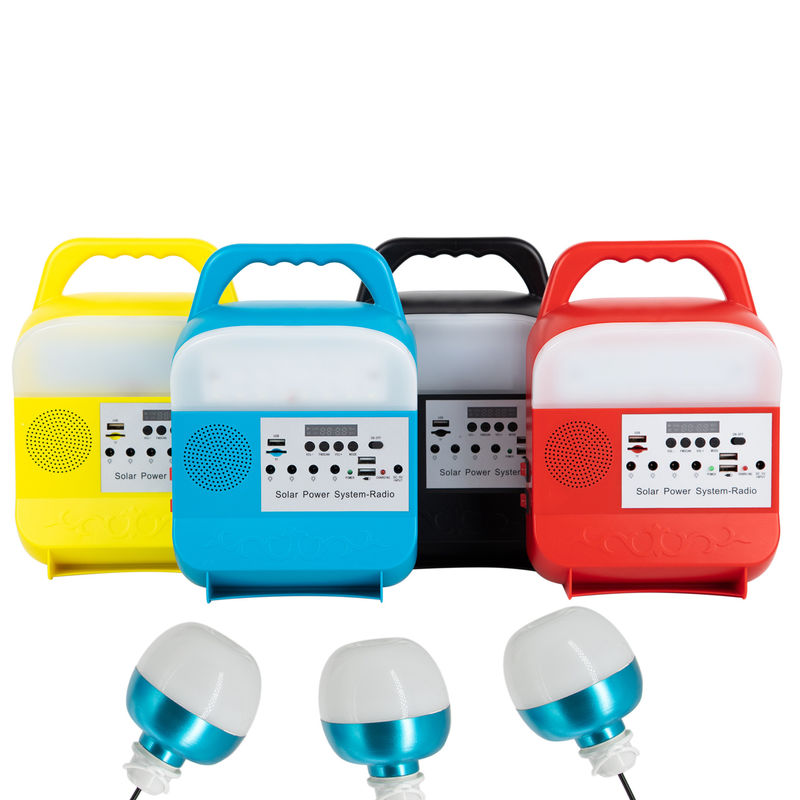 高品質の家の太陽エネルギーの照明システム 3pcs の電球が付いている 1 つの太陽系の屋内すべて