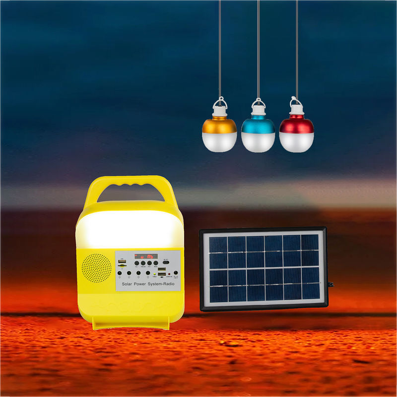 太陽電池パネルが付いている塗られた無光沢のポータブルの太陽家の照明装置5W 3PCS LEDの球根