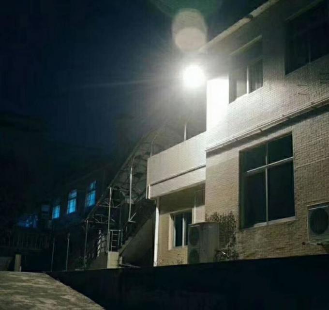 動力を与えられる庭の街灯の太陽のための屋外100W太陽ランプの保証LED太陽洪水ライト